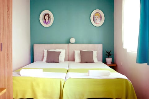 Universe Rooms & Apartments Bed and Breakfast in Skopje