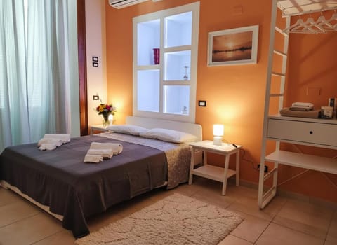 Bed, Bathroom, Bedroom, Breakfast, bunk bed, bidet, furniture, hair dryier, heating, locker, towels, wardrobe, air conditioner