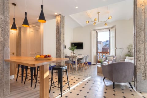 Kitchen or kitchenette, Living room, Dining area
