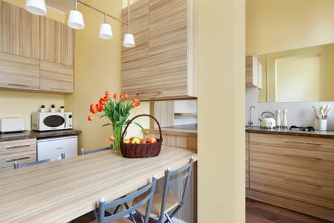 Coffee/tea facilities, Kitchen or kitchenette, Dining area, Communal kitchen, minibar, toaster