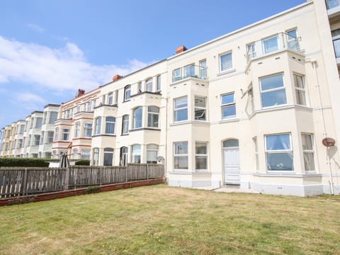 Gwel Y Mor Apartment in Pwllheli