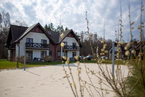 Garden, Beach, Sports