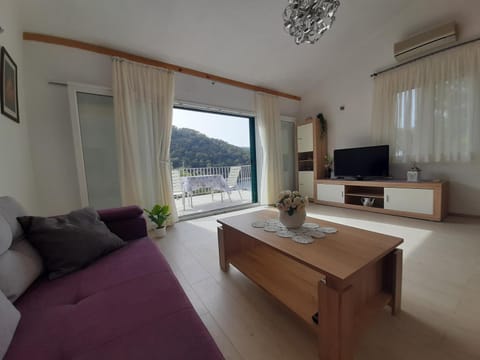 Apartment Fjaka Apartment in Vis