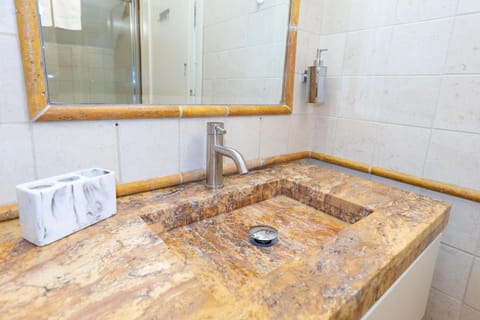 BolognaRoomscom - Frassinago Deluxe Apartment in Bologna