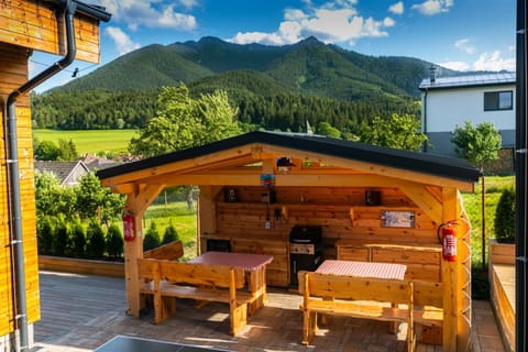 BBQ facilities, Seating area, Mountain view