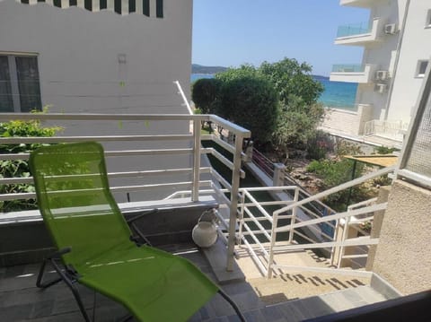 Property building, Balcony/Terrace, Sea view