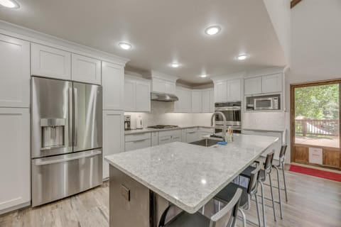 Modern Alpine Cabin 3 Miles to Ski Cloudcroft Cabin in Cloudcroft