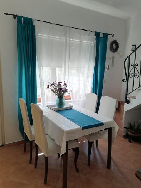 Aldo Garden View Apartment in Varoš