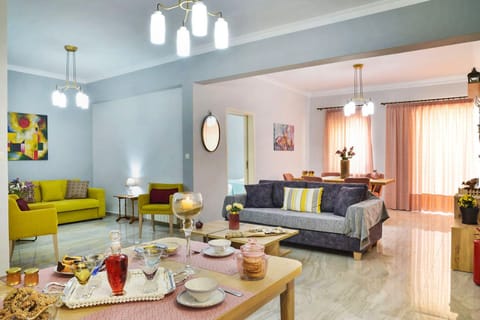 Living room, Dining area