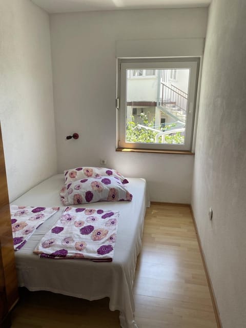 Apartments Papic Apartment in Okrug Gornji