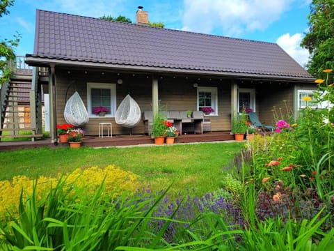 Property building, Spring, Day