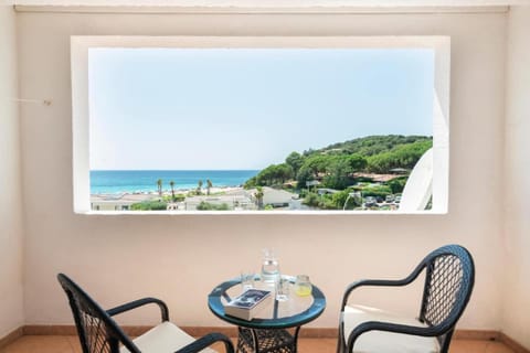 Natural landscape, Balcony/Terrace, Sea view