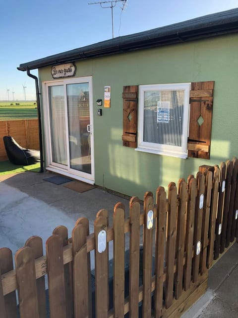 Property building, Seating area