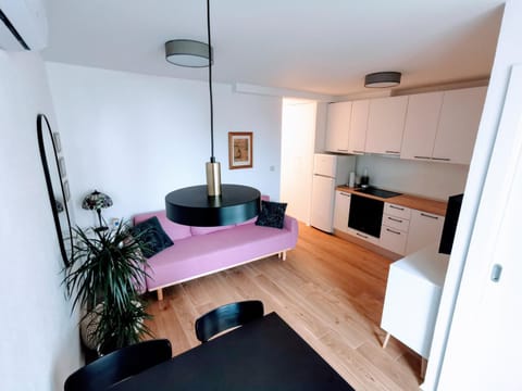 Kitchen or kitchenette, Living room, Dining area