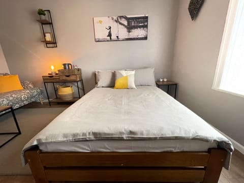 Westend Holiday Room 4 Brecon Vacation rental in Llanfaes