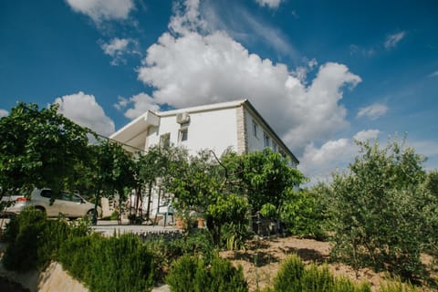 tomislav Apartment in Trogir