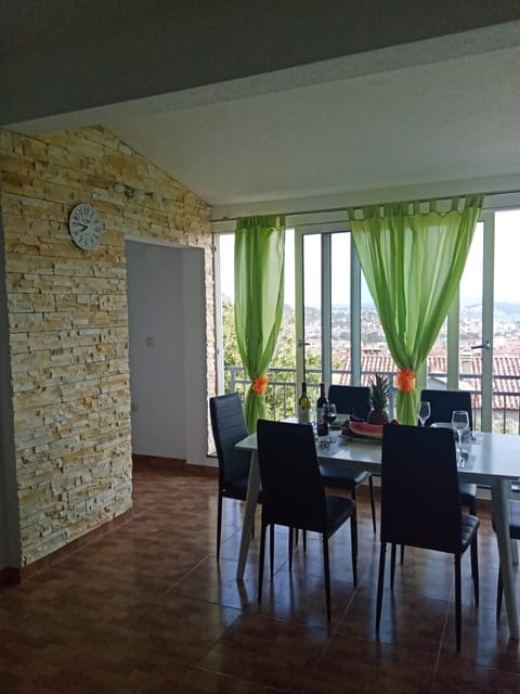 tomislav Apartment in Trogir