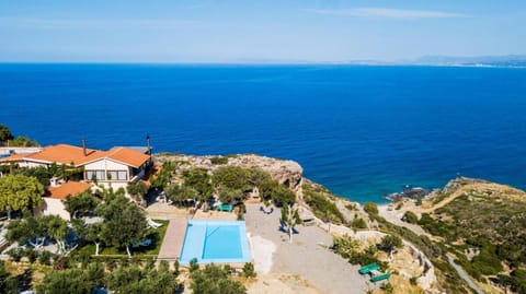 Villa Akrolithos with Private Pool Villa in Crete