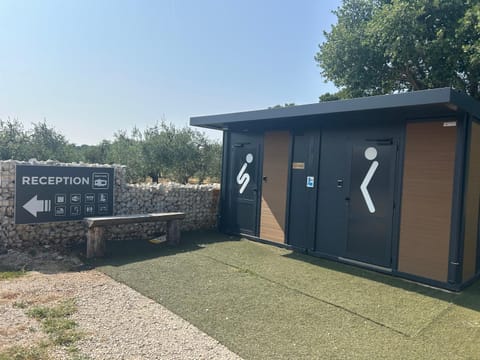 Camper Umma Campground/ 
RV Resort in Banjole