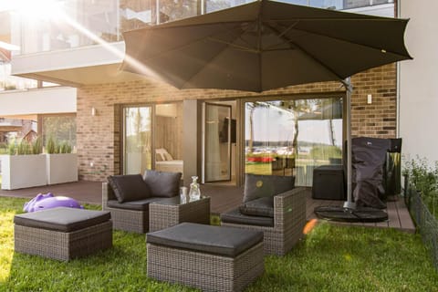 Garden, Balcony/Terrace