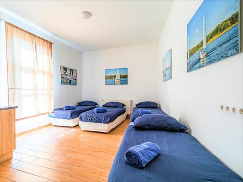 Communal lounge/ TV room, Bed, Living room, Other, towels