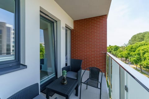 Nearby landmark, Balcony/Terrace, Sea view