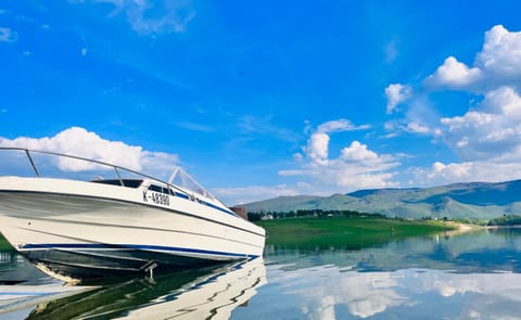 Vikendice Ramsko jezero Rama Prozor House in Federation of Bosnia and Herzegovina