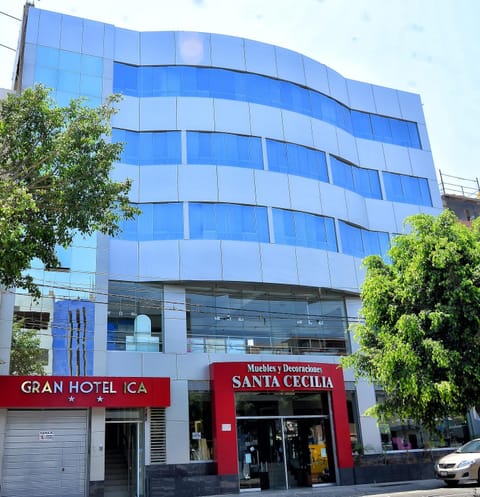 Facade/entrance, On-site shops, Lobby or reception, Area and facilities
