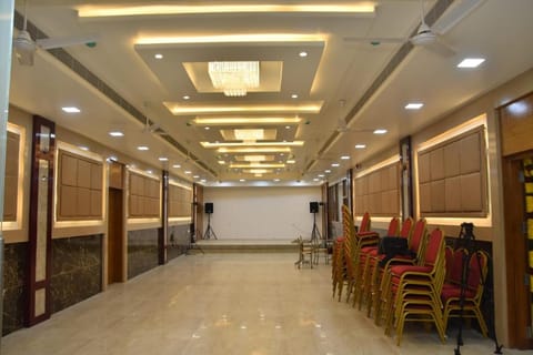 Meeting/conference room