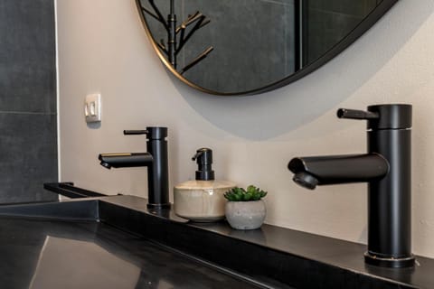 De Hoeveschuur Bed and Breakfast in Flanders