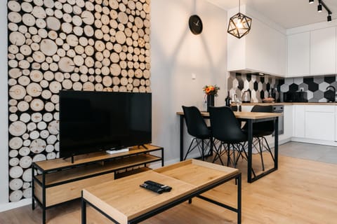 Communal lounge/ TV room, TV and multimedia, Seating area
