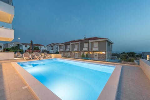 Sara luxury apartment with a pool Apartment in Novalja