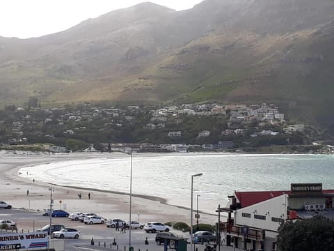 100 m's from the beach with views Villa in Cape Town