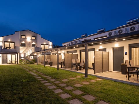 Property building, Garden