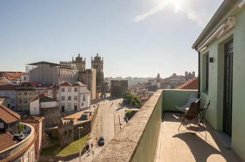 Balcony/Terrace, City view