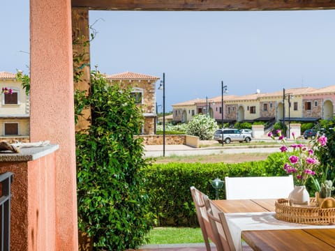 Patio, Garden, Garden view