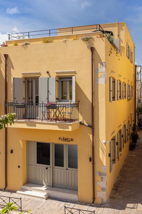 Property building, Day, Neighbourhood, Street view