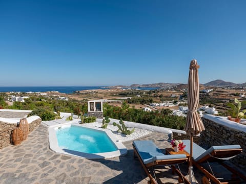Peters Place - Paros Resort Apartment in Paros, Greece