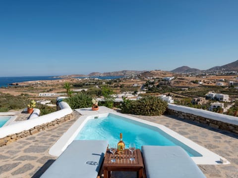 Peters Place - Paros Resort Apartment in Paros, Greece