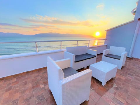 Balcony/Terrace, Sea view, Sunset