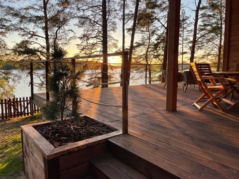 Balcony/Terrace, Lake view