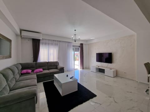 ATA APARTMANI. Apartment in Budva Municipality