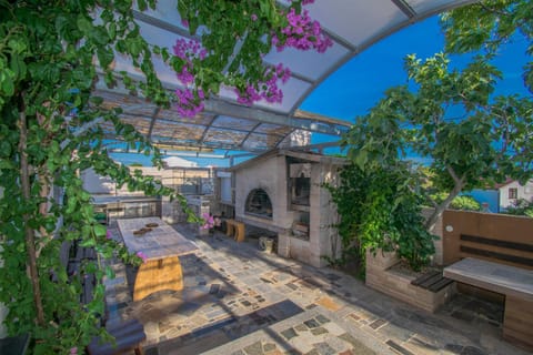 BBQ facilities, Balcony/Terrace