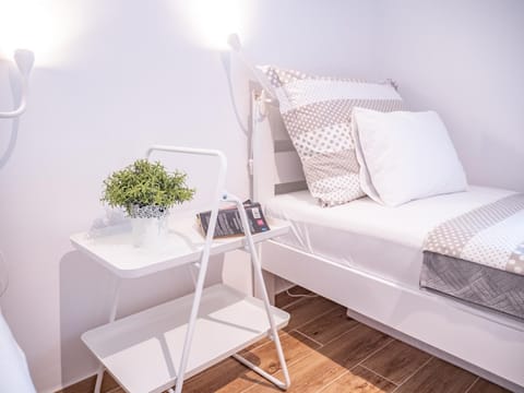 Bed, Decorative detail