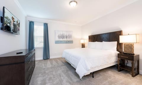 Wonderful 13 Bdrm Villa with Private Home Theater at Reunion House in Four Corners