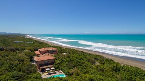 VILLA CORALLINA 12, Emma Villas Villa in Tuscany