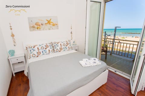 Summer, View (from property/room), Beach, Bedroom, Sea view