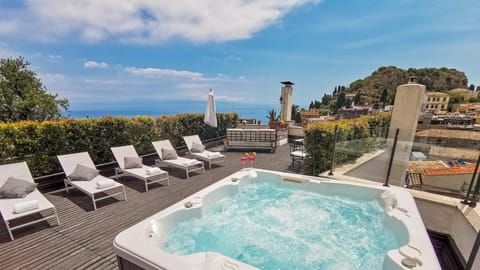 Garden, Hot Tub, Other