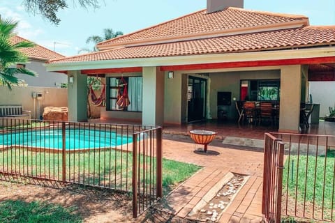 Patio, Pool view, Swimming pool