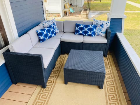 The Blue House on Front Downtown Traverse City House in Traverse City